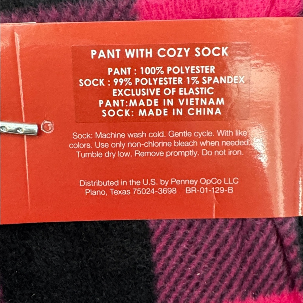 💜3/$15 Sleep Chic Pink and Black Plaid Pajama Pants and Cozy Socks NWT - Picture 6 of 7